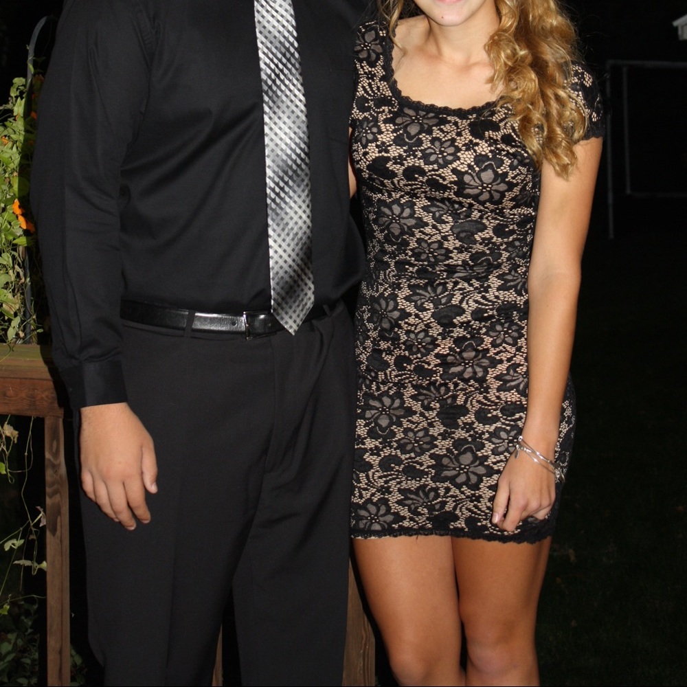 WINDSOR—lace dress